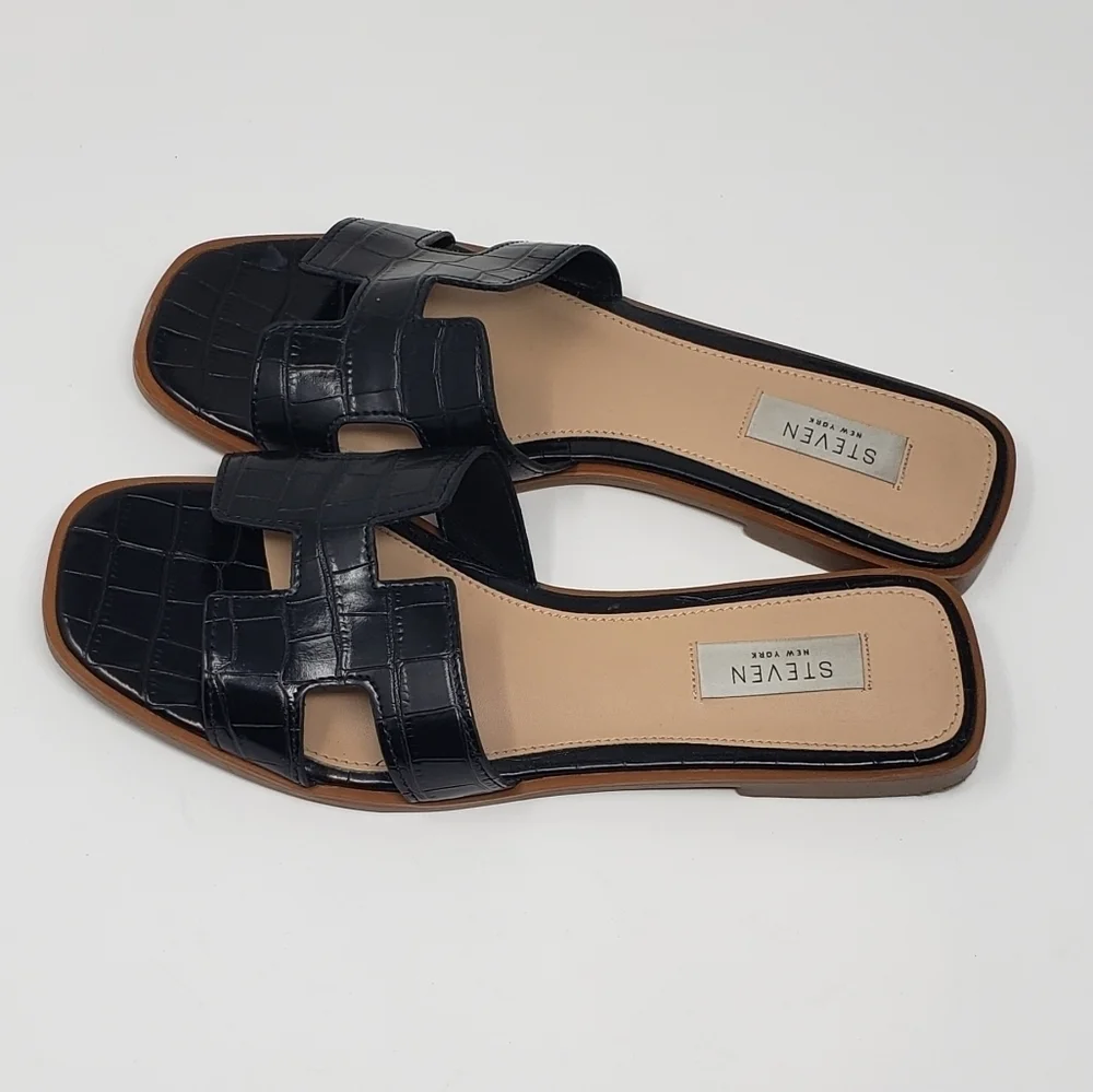 Steven New York Harlien Croc Embossed Black Slide Sandals Size 8